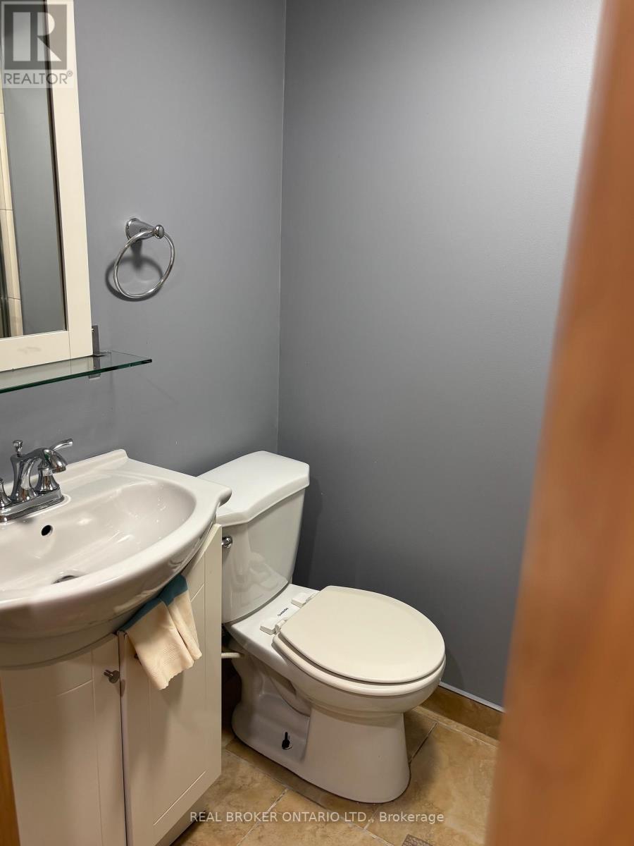 90 Winston Avenue, Hamilton, Ontario  L8S 2S6 - Photo 40 - X12382049