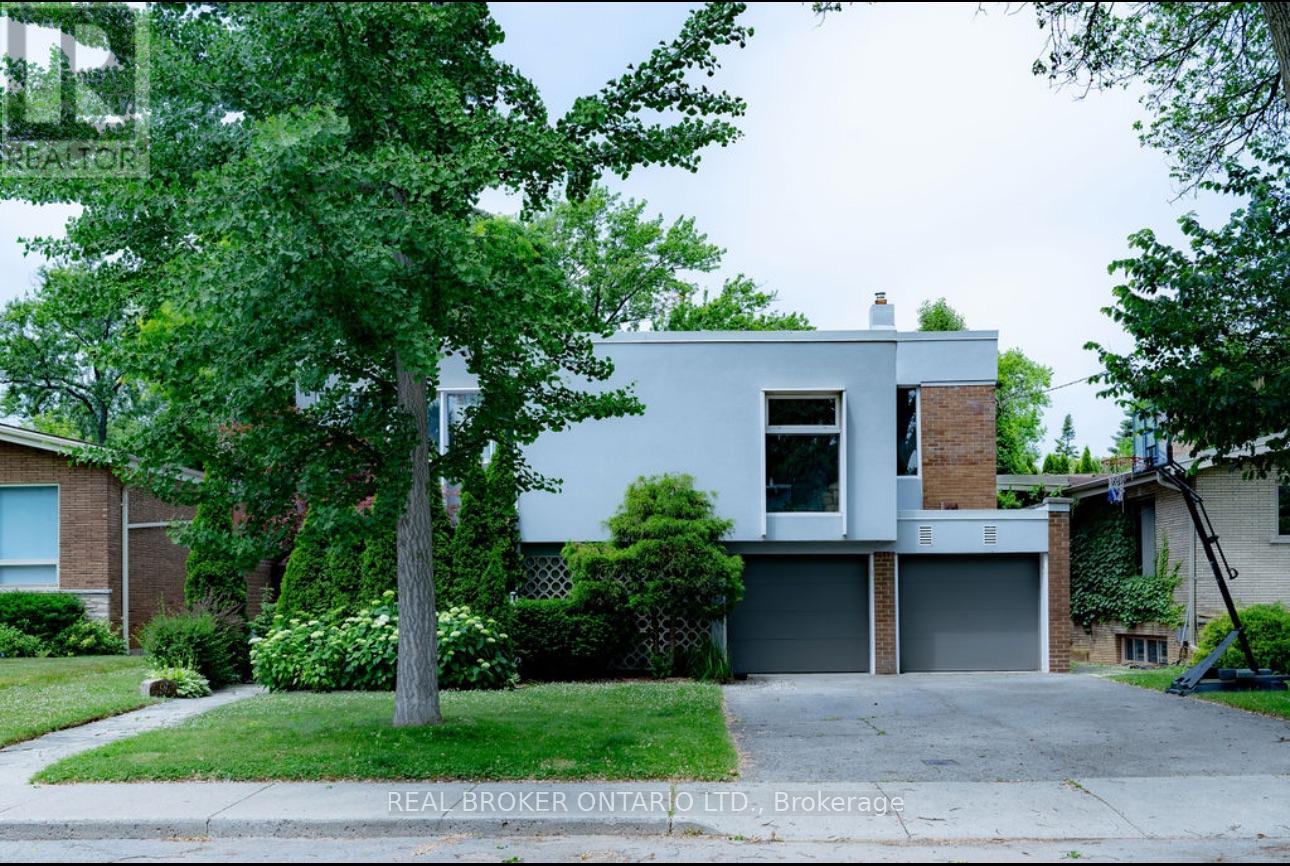 90 Winston Avenue, Hamilton, Ontario  L8S 2S6 - Photo 4 - X12382049