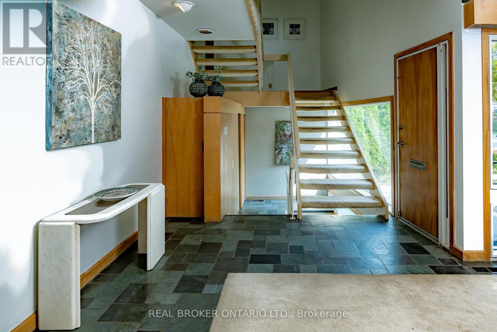 90 Winston Avenue, Hamilton, Ontario  L8S 2S6 - Photo 16 - X12382049