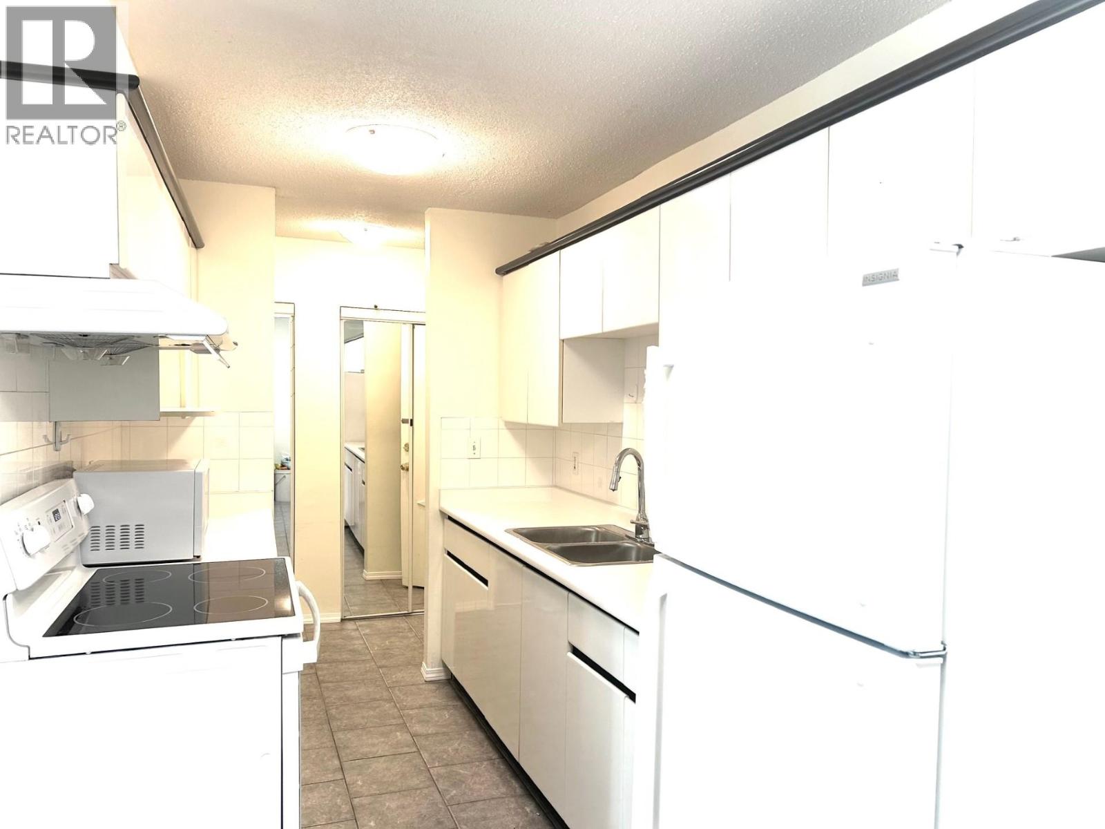 110 6420 Buswell Street, Richmond, British Columbia  V6Y 2E9 - Photo 6 - R3068296