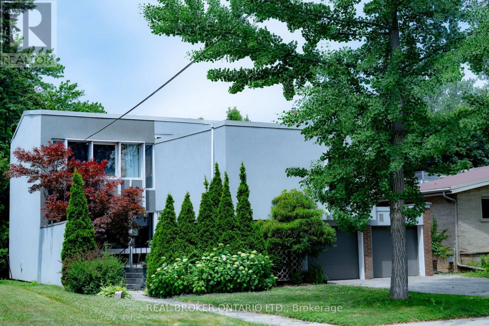 90 Winston Avenue, Hamilton, Ontario  L8S 2S6 - Photo 10 - X12382049