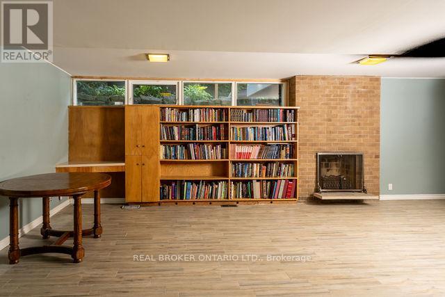 90 Winston Avenue, Hamilton, Ontario  L8S 2S6 - Photo 35 - X12382049