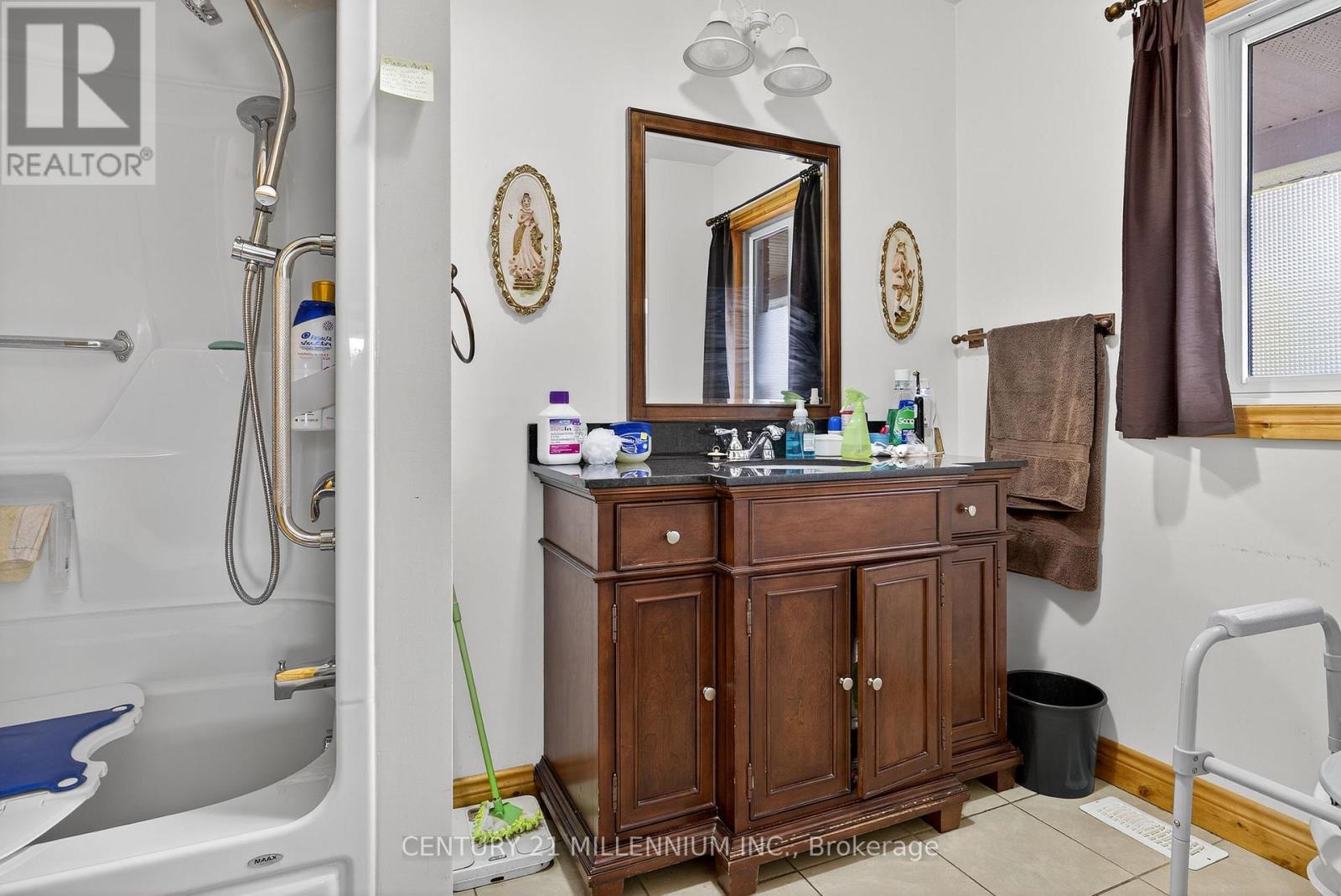 8976 Wellington Road 16, Wellington North, Ontario  N0G 2E0 - Photo 24 - X12518634