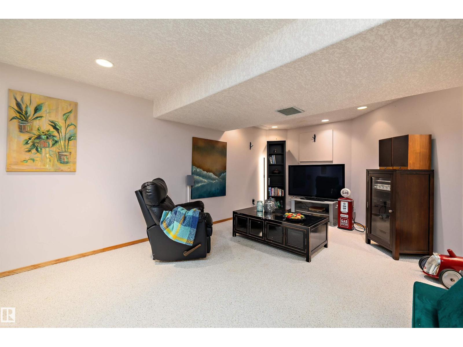 1060 Wedgewood Bv Nw, Edmonton, Alberta  T6M 2L6 - Photo 43 - E4465045