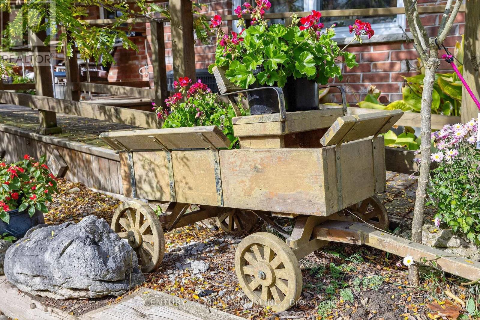 8976 Wellington Road 16, Wellington North, Ontario  N0G 2E0 - Photo 7 - X12518634