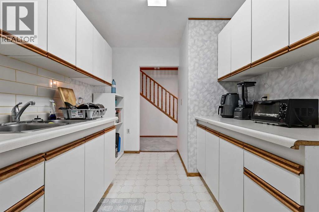 3 Pump Hill Landing Sw, Calgary, Alberta  T2V 5C1 - Photo 34 - A2265982