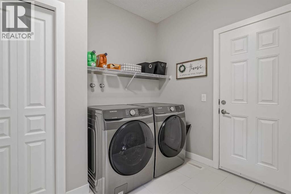 68 Copperpond Mews Se, Calgary, Alberta  T2Z 0Z3 - Photo 20 - A2268477