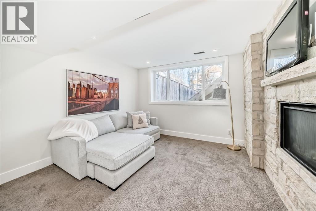 786 River Heights Crescent, Cochrane, Alberta  T4C 0J4 - Photo 36 - A2270385