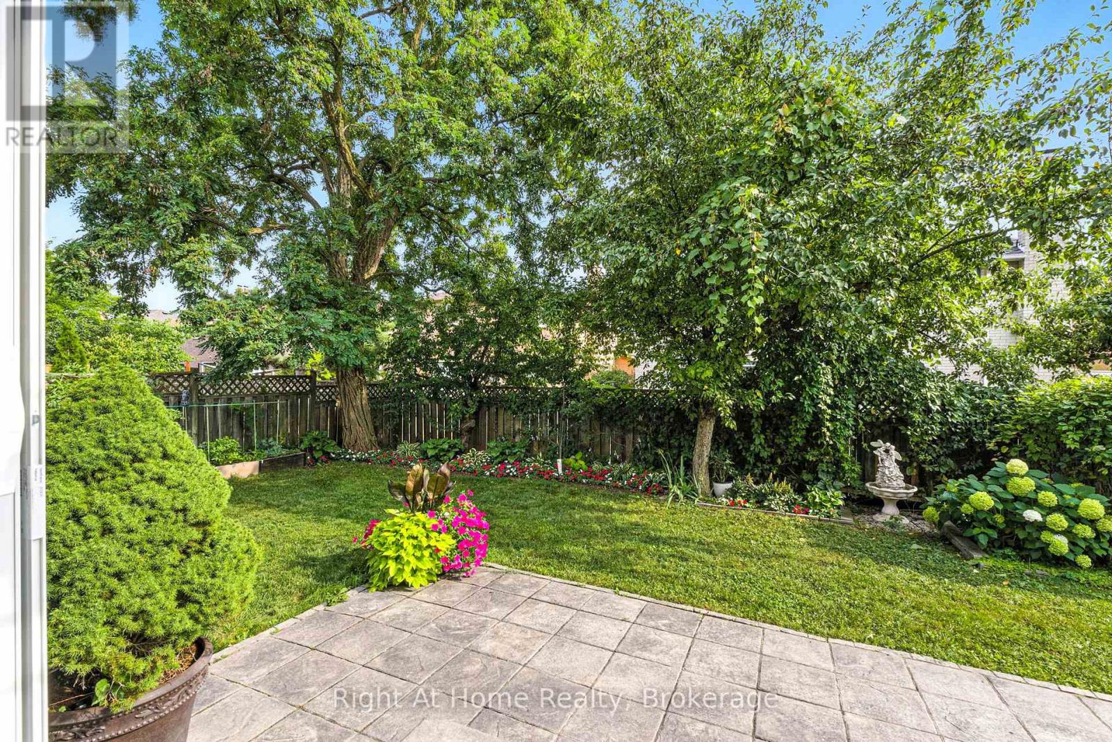 230 Poole Drive, Oakville, Ontario  L6H 3W4 - Photo 47 - W12371389