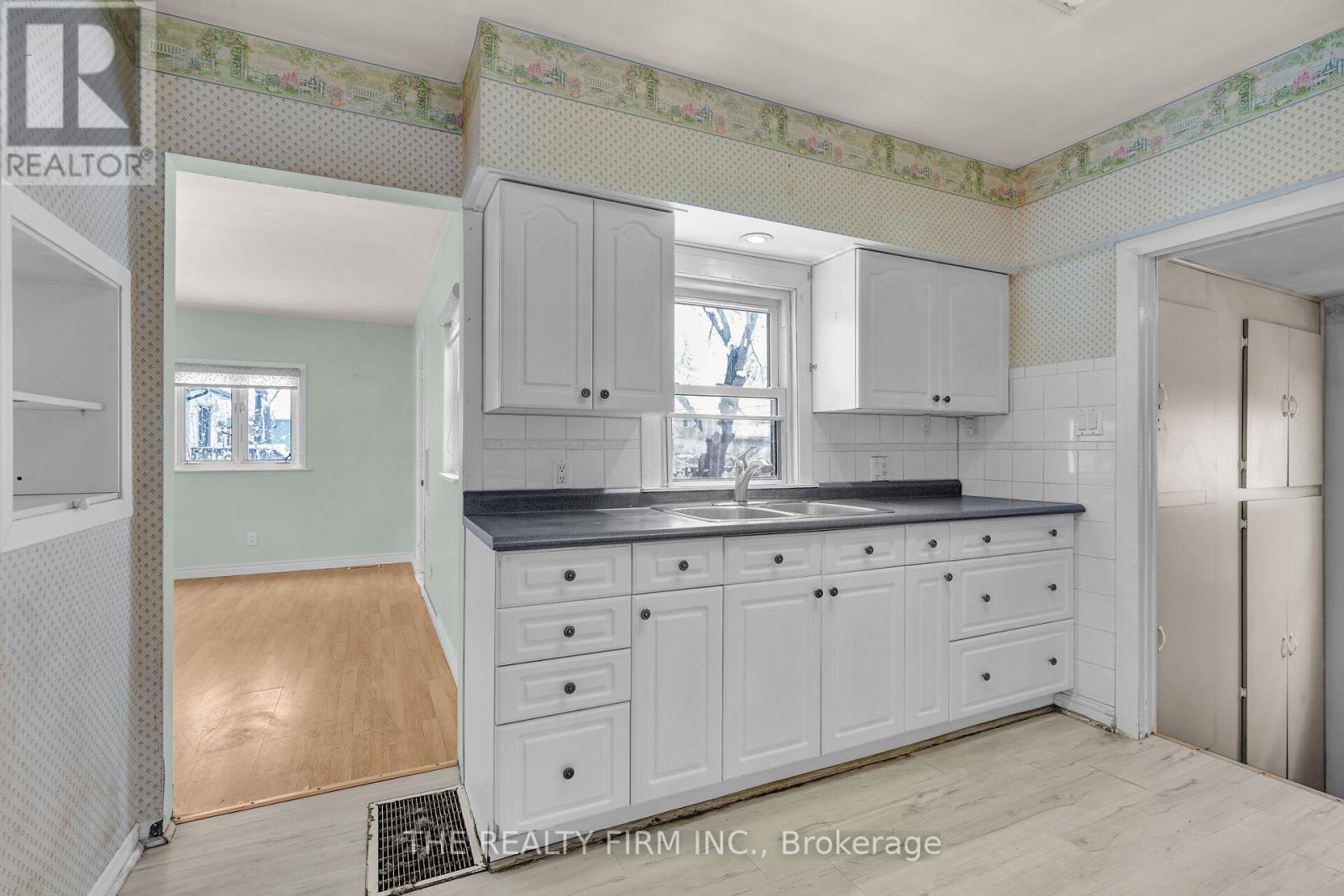 64 Mackay Avenue, London South, Ontario  N6J 2V5 - Photo 20 - X12562614