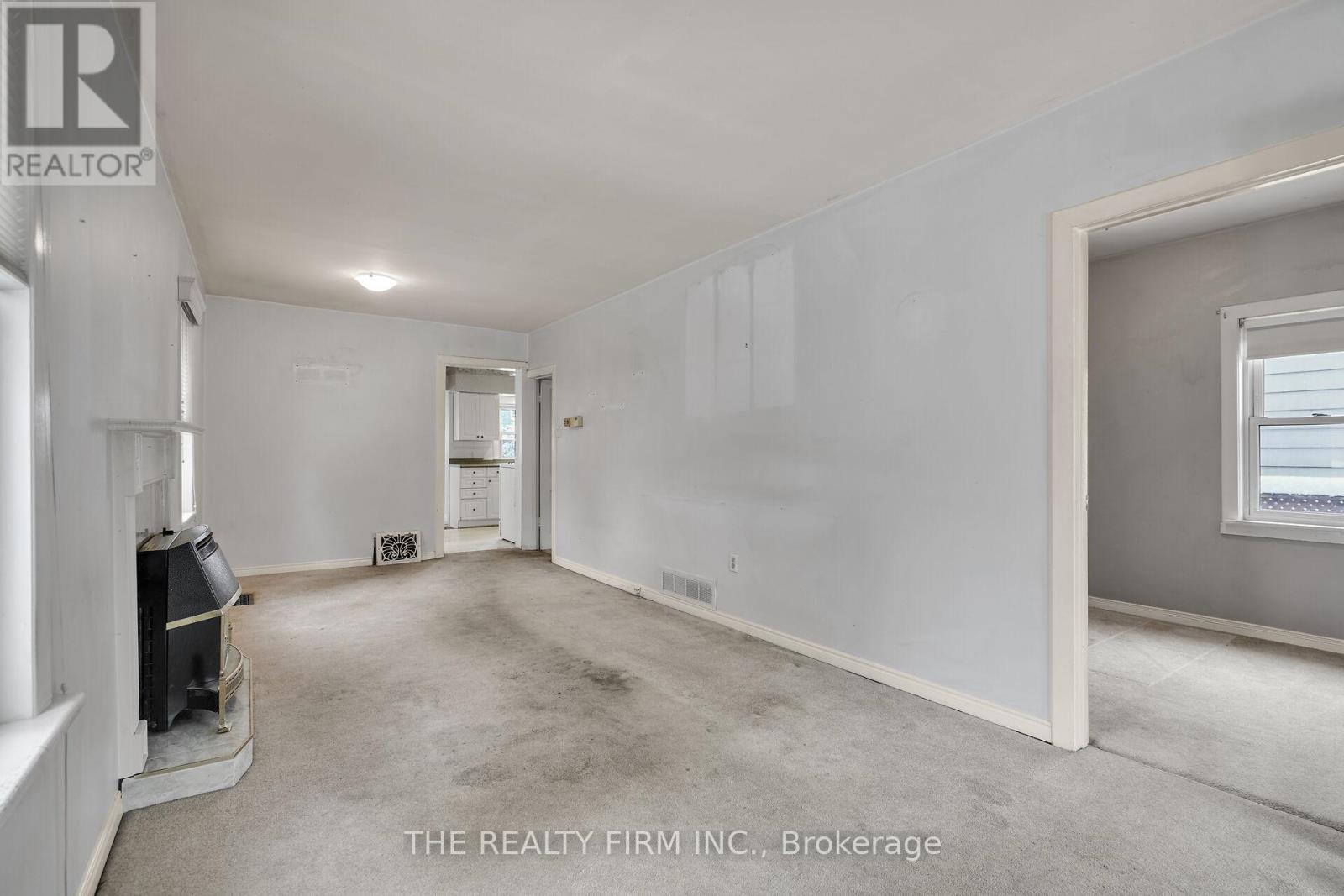 64 Mackay Avenue, London South, Ontario  N6J 2V5 - Photo 9 - X12562614