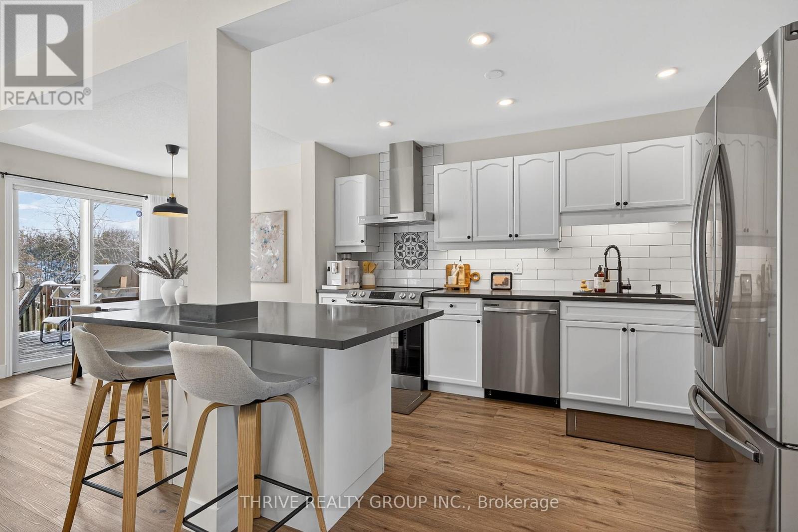 Photo 12 of 36 for 773 Silversmith Street