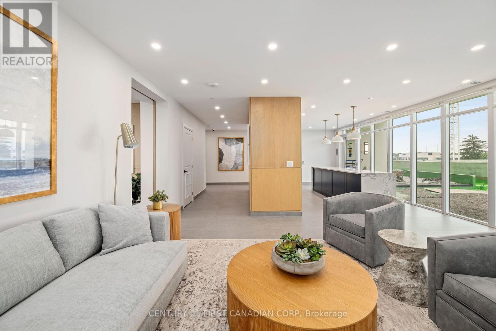 901 - 4286 King Street, Kitchener, Ontario  N2P 2E9 - Photo 10 - X12562696