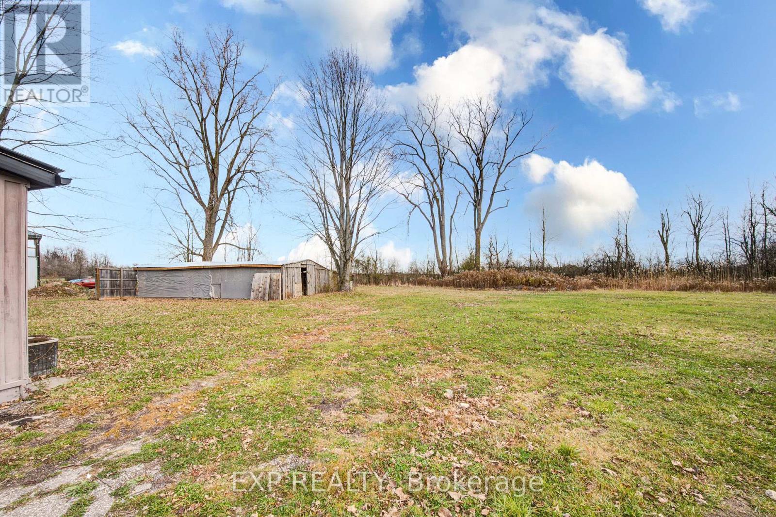 90 Tank Street, Petrolia, Ontario  N0N 1R0 - Photo 43 - X12562708