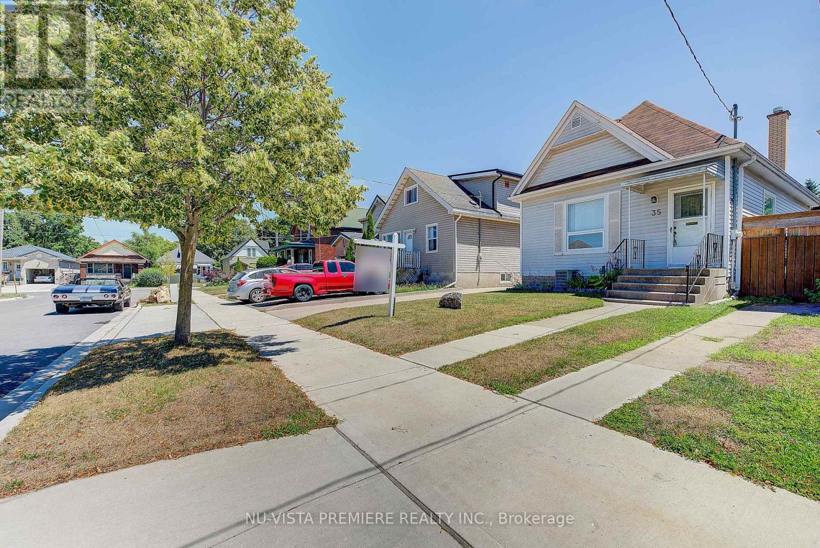 35 Major Street, London East, Ontario  N5Z 1E2 - Photo 2 - X12562714