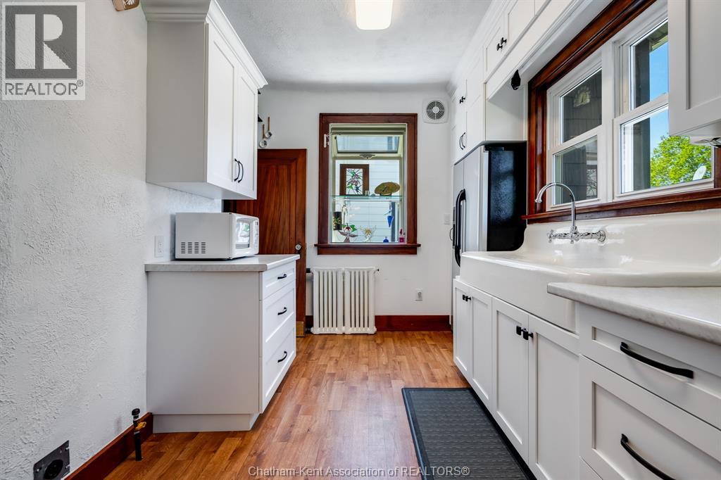 23 Stanley Avenue, Chatham, Ontario  N7M 3J1 - Photo 11 - 25029101