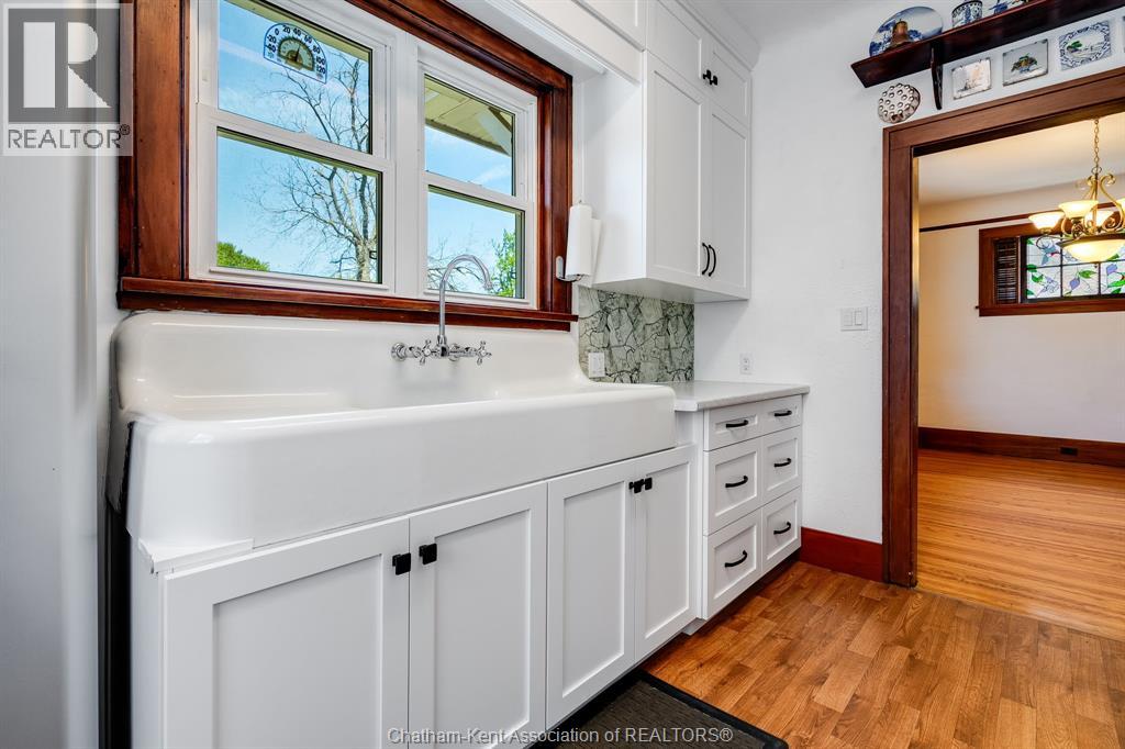 23 Stanley Avenue, Chatham, Ontario  N7M 3J1 - Photo 13 - 25029101