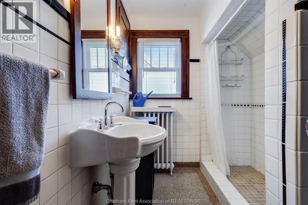 23 Stanley Avenue, Chatham, Ontario  N7M 3J1 - Photo 22 - 25029101