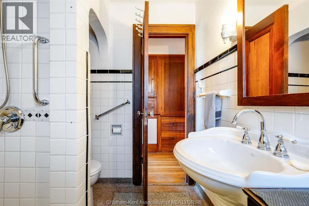 23 Stanley Avenue, Chatham, Ontario  N7M 3J1 - Photo 23 - 25029101