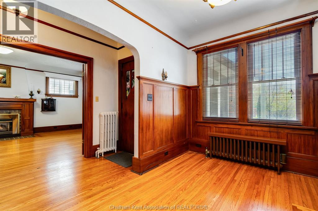 23 Stanley Avenue, Chatham, Ontario  N7M 3J1 - Photo 4 - 25029101