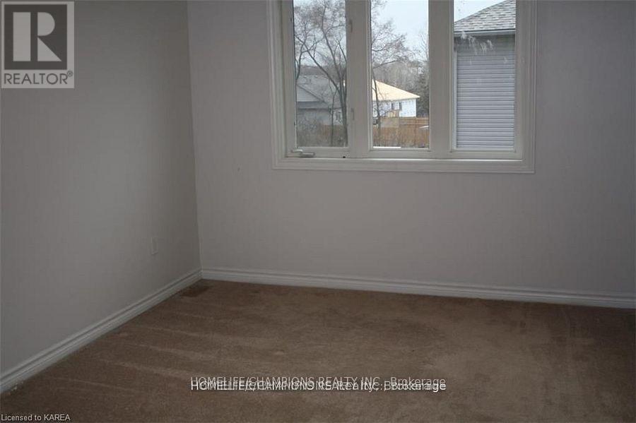 3 Tegan Court E, Loyalist, Ontario  K0H 2H0 - Photo 8 - X12562432