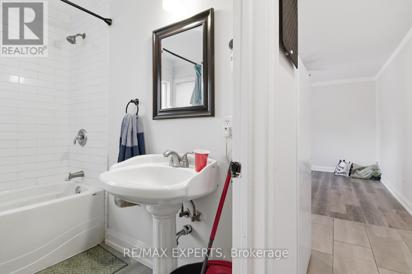 5459 Ontario Avenue, Niagara Falls, Ontario  L2E 3S4 - Photo 16 - X12562496