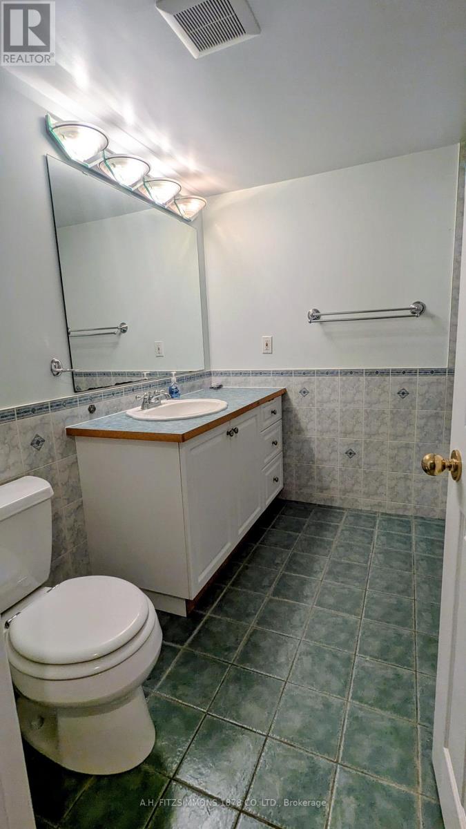 6 Pattermead Crescent, Ottawa, Ontario  K1V 0G2 - Photo 11 - X12562772