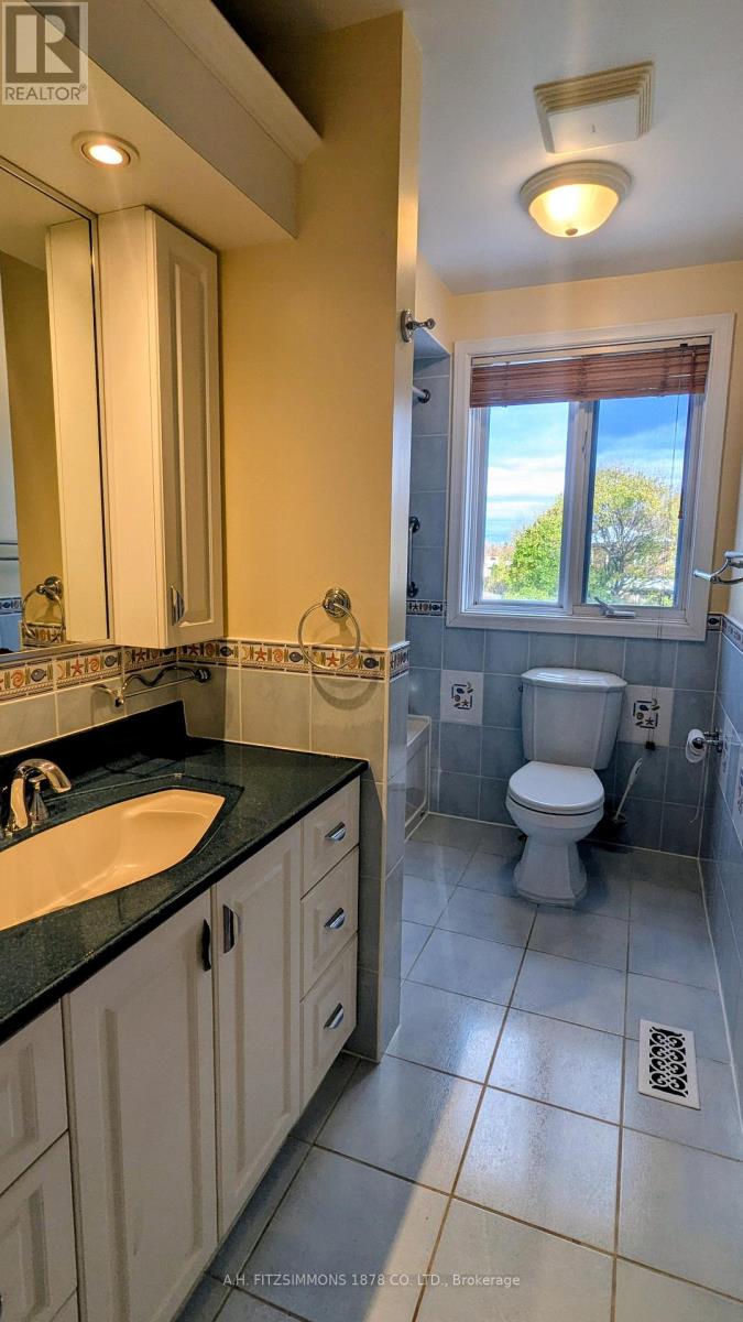 6 Pattermead Crescent, Ottawa, Ontario  K1V 0G2 - Photo 12 - X12562772