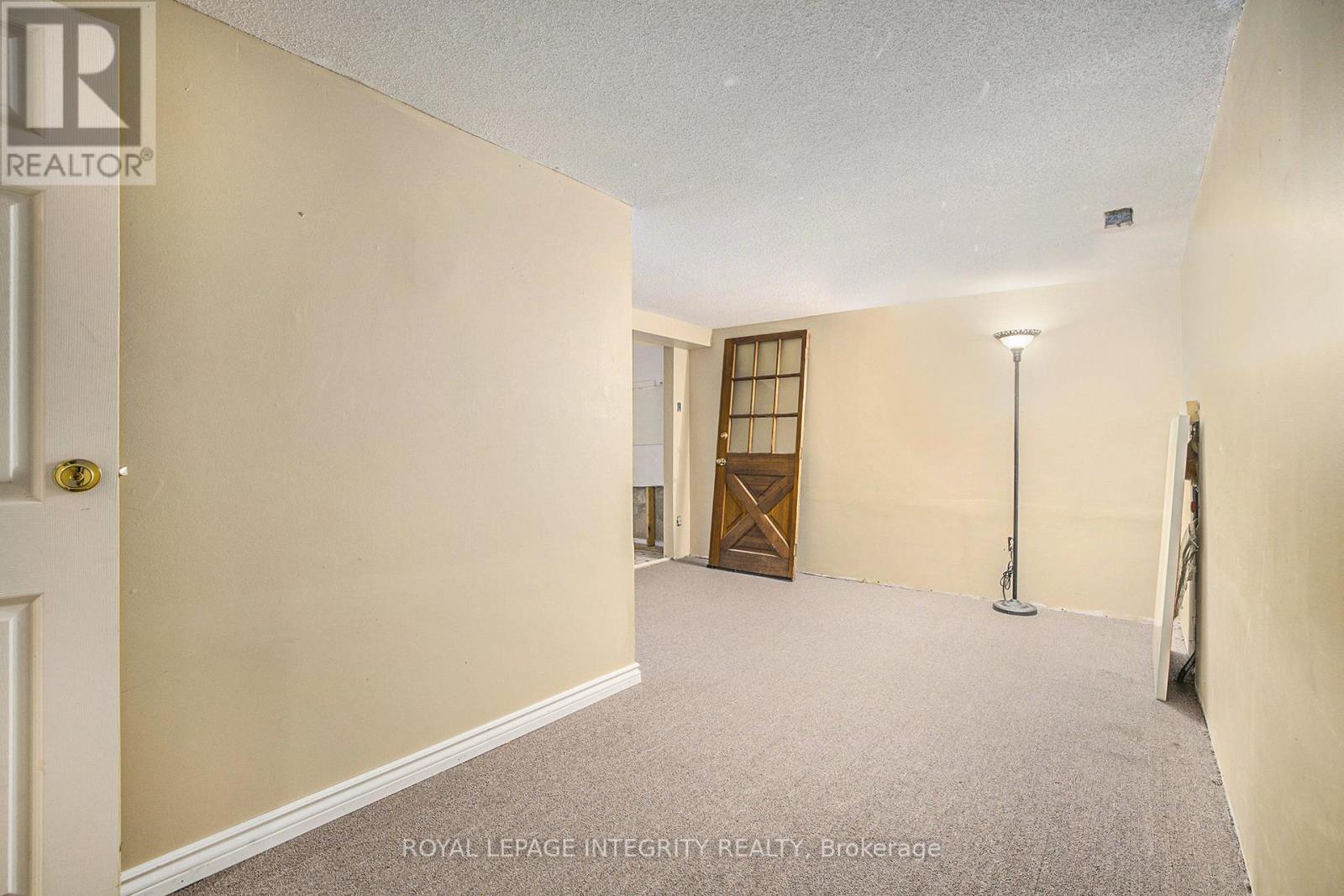 9 Shouldice Crescent, Ottawa, Ontario  K2L 1M8 - Photo 22 - X12562776