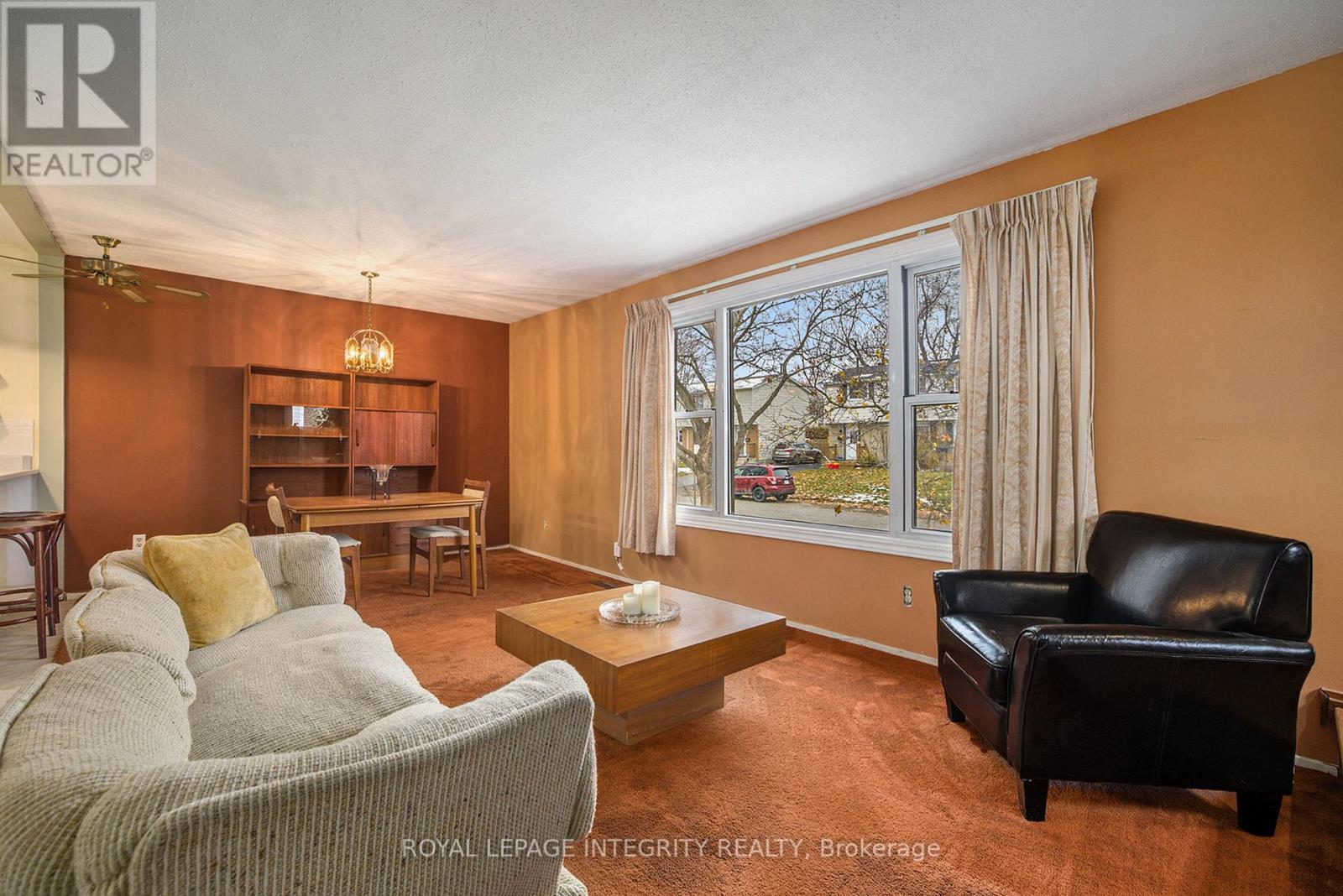 9 Shouldice Crescent, Ottawa, Ontario  K2L 1M8 - Photo 4 - X12562776