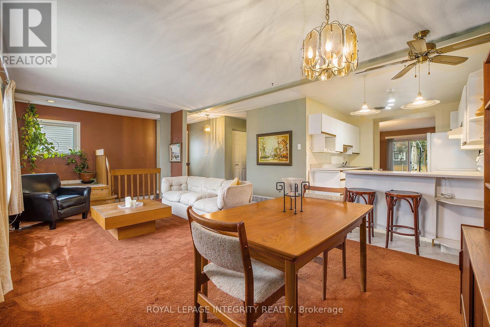 9 Shouldice Crescent, Ottawa, Ontario  K2L 1M8 - Photo 8 - X12562776