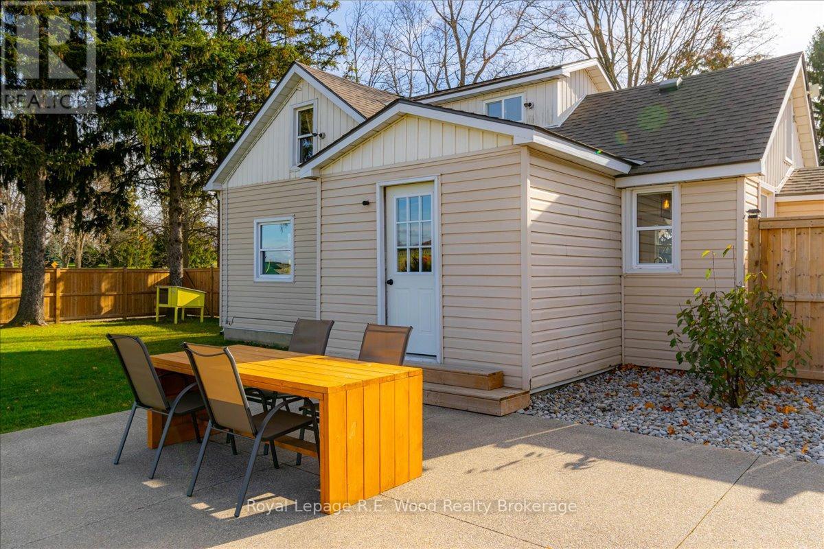 303 Concession 2 Road, Norfolk, Ontario  N0E 1R0 - Photo 7 - X12562722