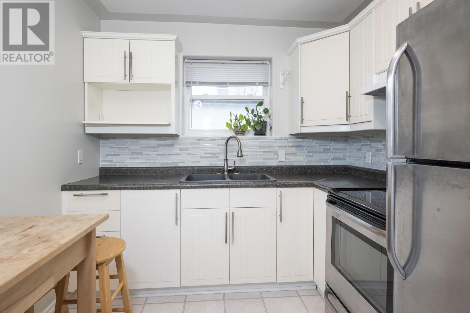 1332 Wallbridge Ave, Thunder Bay, Ontario  P7E 3K8 - Photo 22 - TB253516