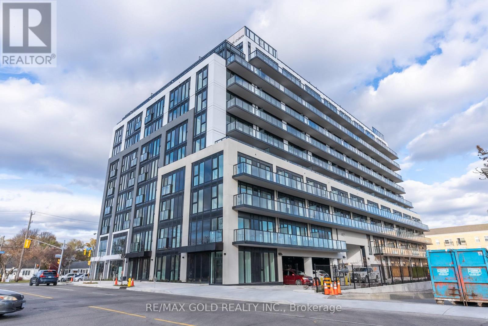 915 - 801 THE QUEENSWAY, Toronto, Ontario