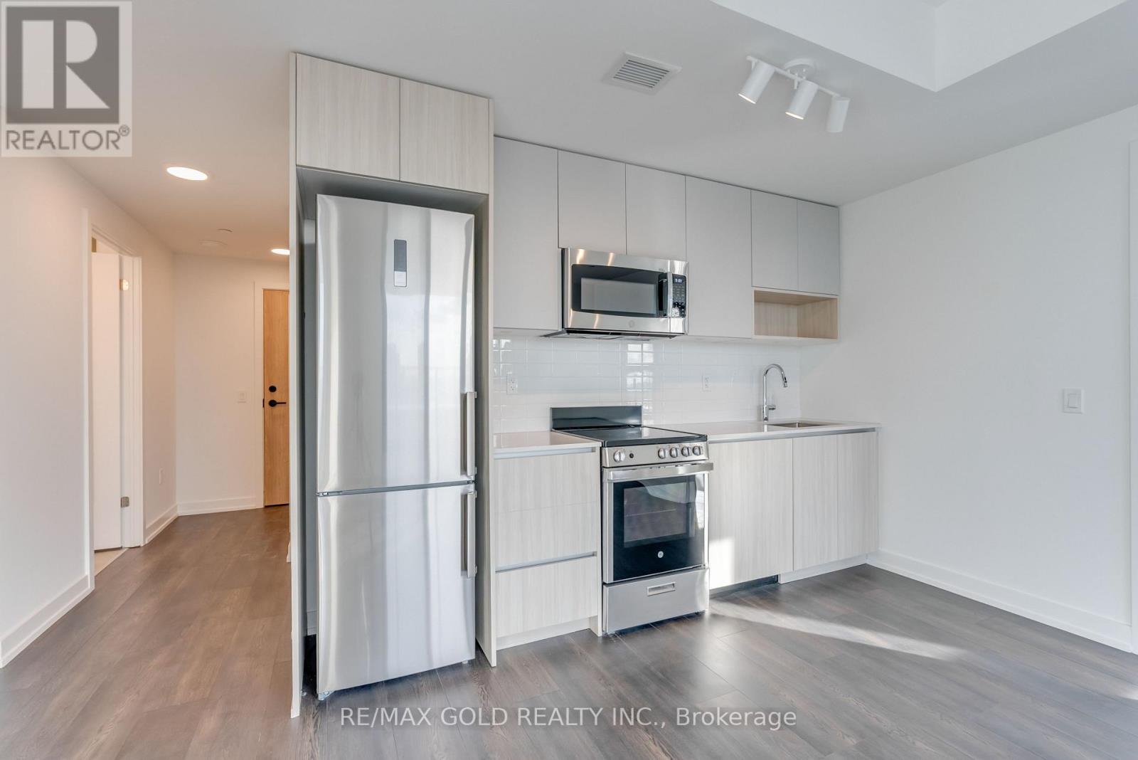 915 - 801 The Queensway, Toronto, Ontario M8Z 1N4 - Photo 11 - W12559068