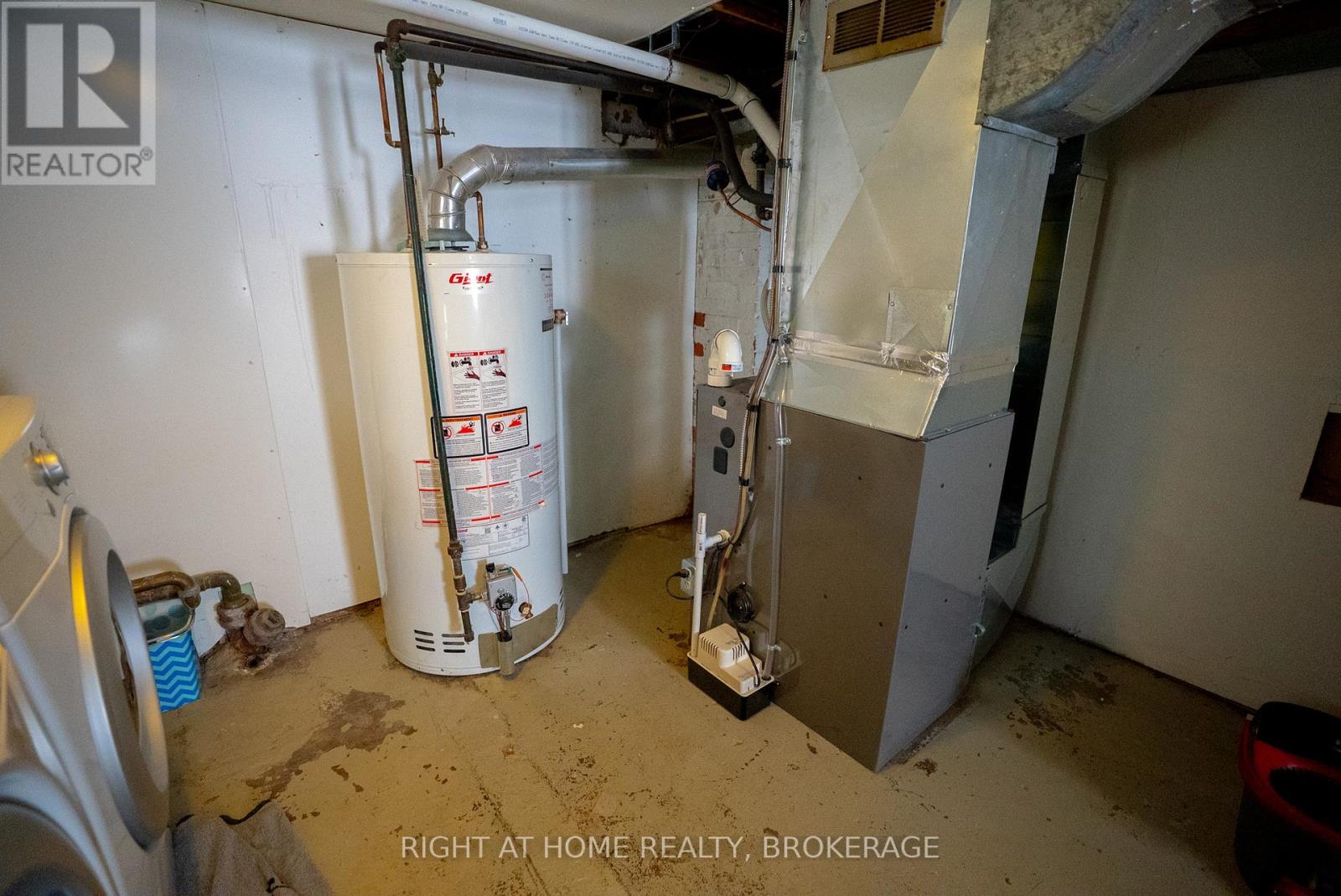 88 Chaplin Avenue, St. Catharines, Ontario  L2R 2E7 - Photo 34 - X12562656