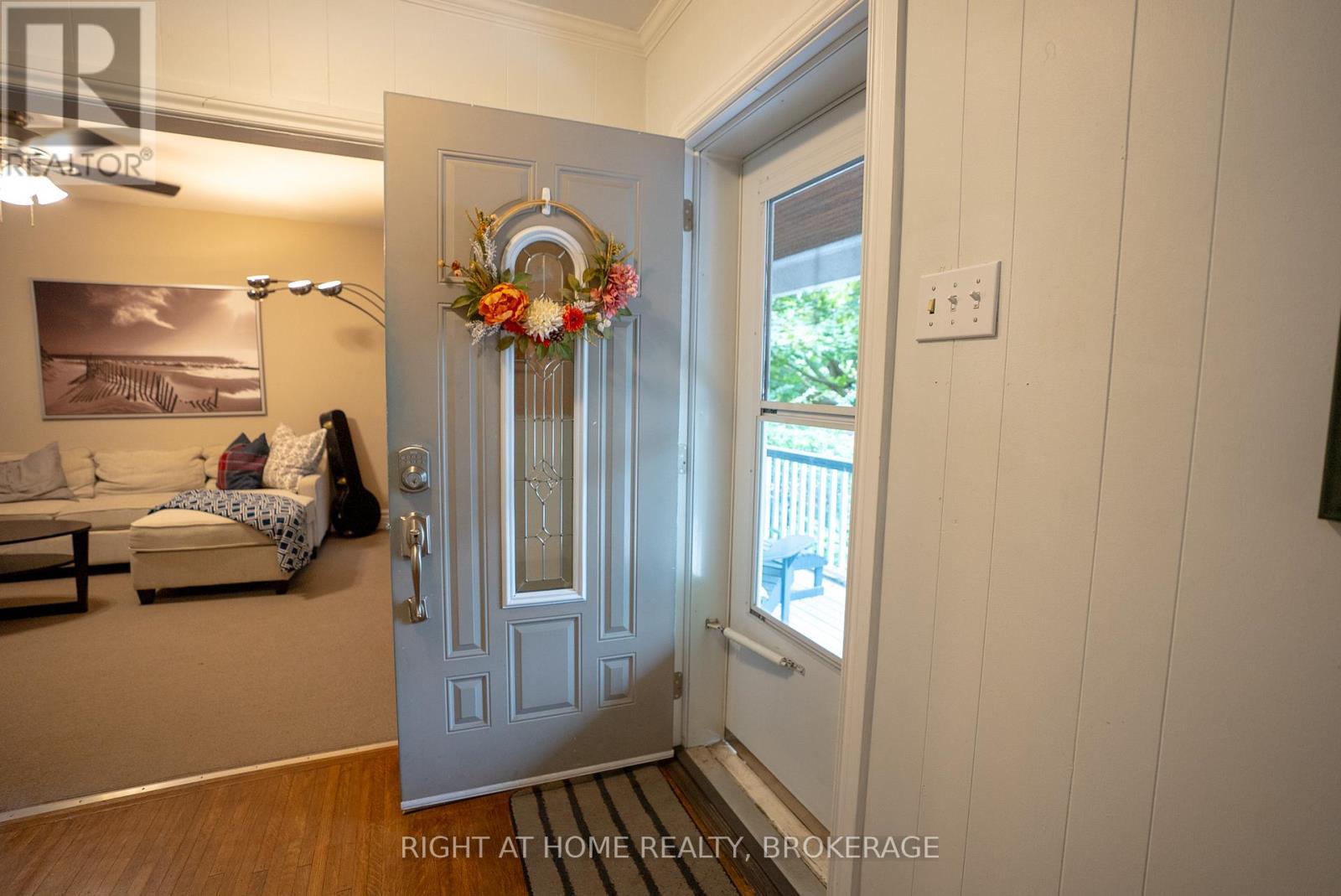 88 Chaplin Avenue, St. Catharines, Ontario  L2R 2E7 - Photo 6 - X12562656