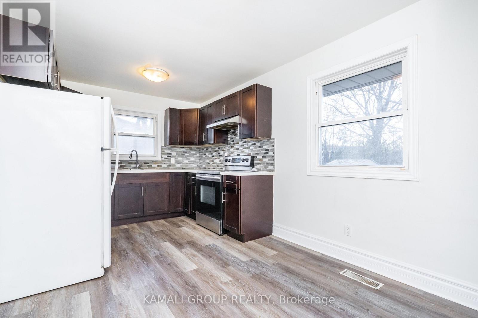 Main - 315 Bunting Road, St. Catharines, Ontario L2M 3Y4 - Photo 7 - X12547136