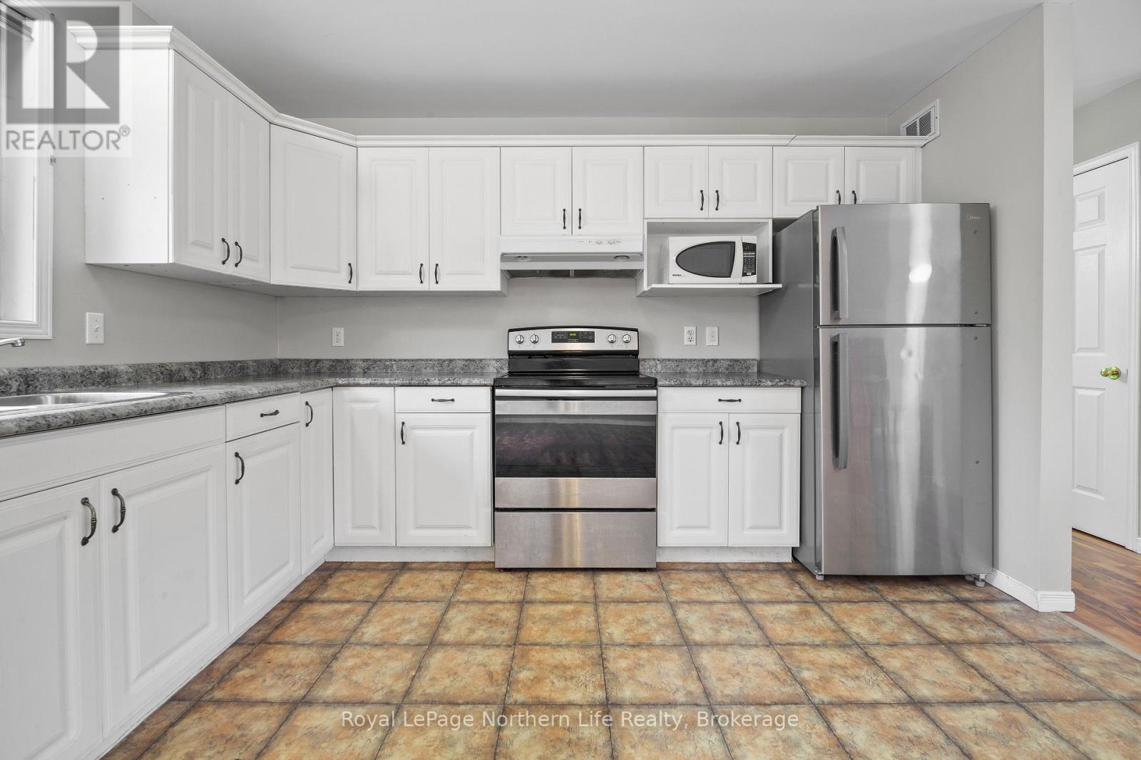 478 Demers Street, West Nipissing, Ontario  P2B 0A1 - Photo 9 - X12562668