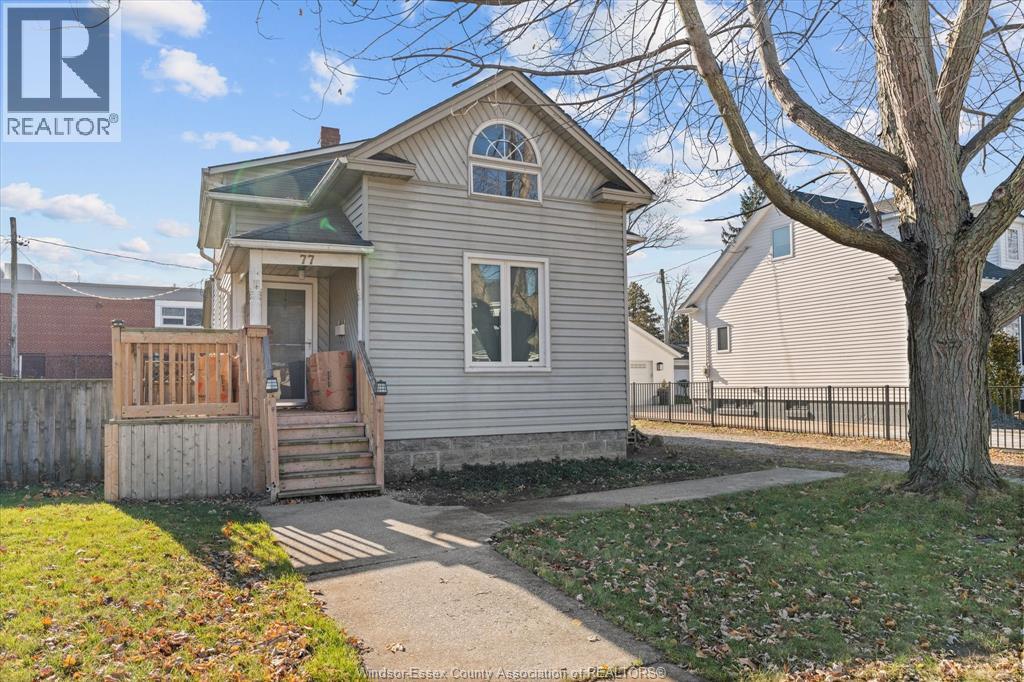 MLS# 25029244: 77 MAPLE AVENUE, Amherstburg, Canada