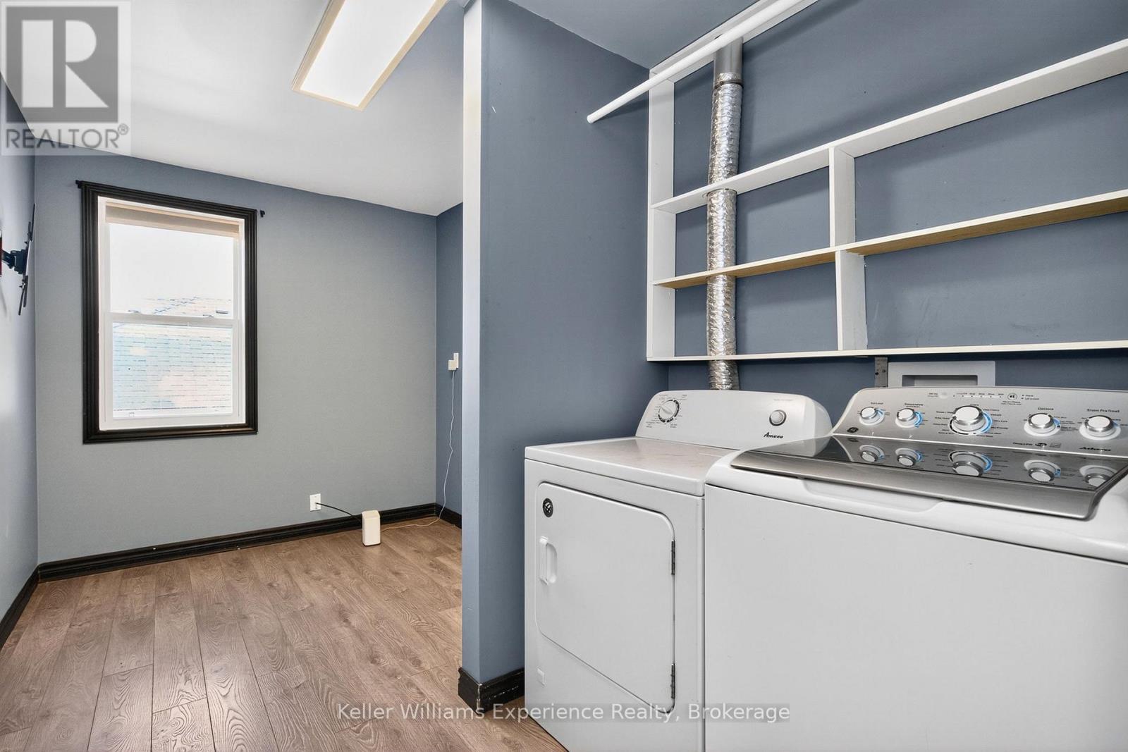 296 Church Street, Penetanguishene, Ontario  L9M 1G5 - Photo 12 - S12562658