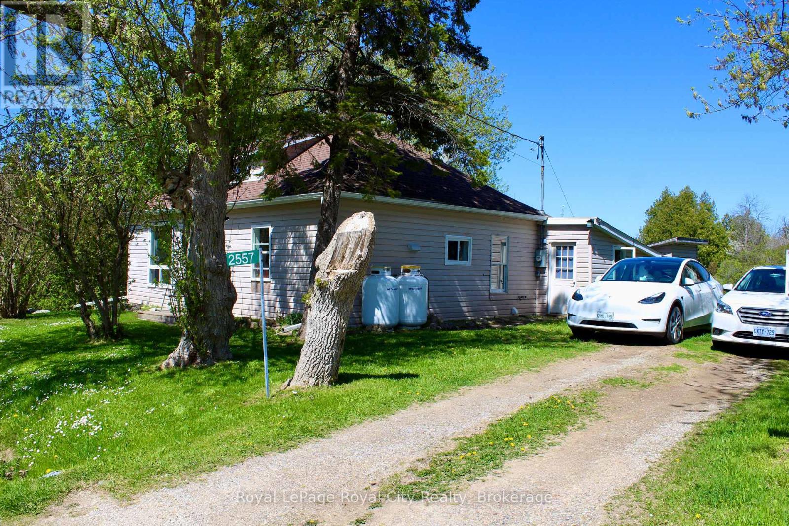 2557 Bruce 9 Road, Northern Bruce Peninsula, Ontario  N0H 1W0 - Photo 29 - X12160205
