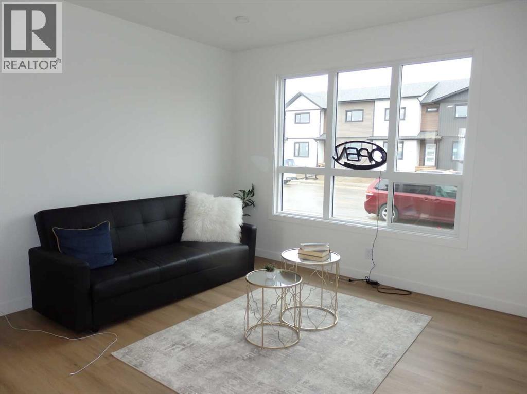 30 Inglis Crescent, Sylvan Lake, Alberta  T4S 0V3 - Photo 6 - A2223163