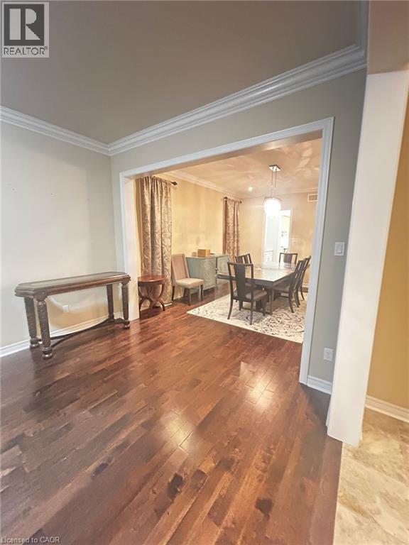 722 Sundew Drive, Waterloo, Ontario  N2V 0C4 - Photo 3 - 40787765