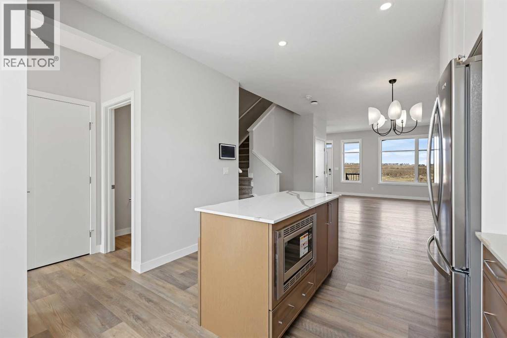 7071 Rangeview Avenue Se, Calgary, Alberta  T3S 0R1 - Photo 3 - A2222346