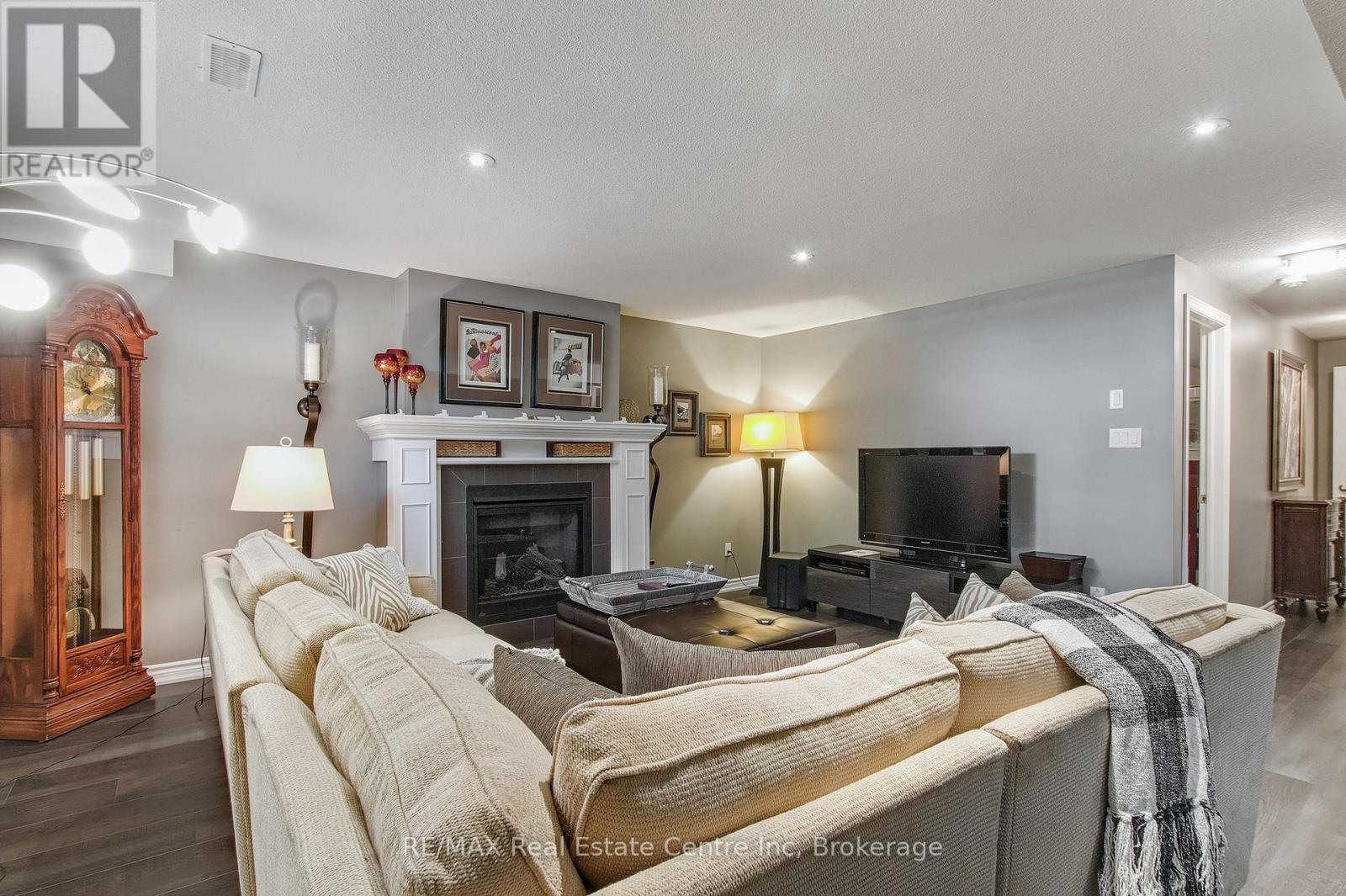 70 Mcgowan Street, Centre Wellington, Ontario  N0B 1S0 - Photo 24 - X12562642