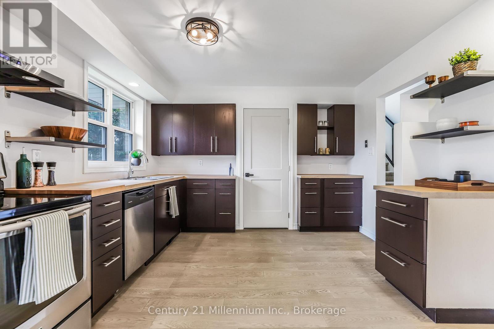 887 Nodwell Court, Saugeen Shores, Ontario  N0H 2C4 - Photo 22 - X12562660