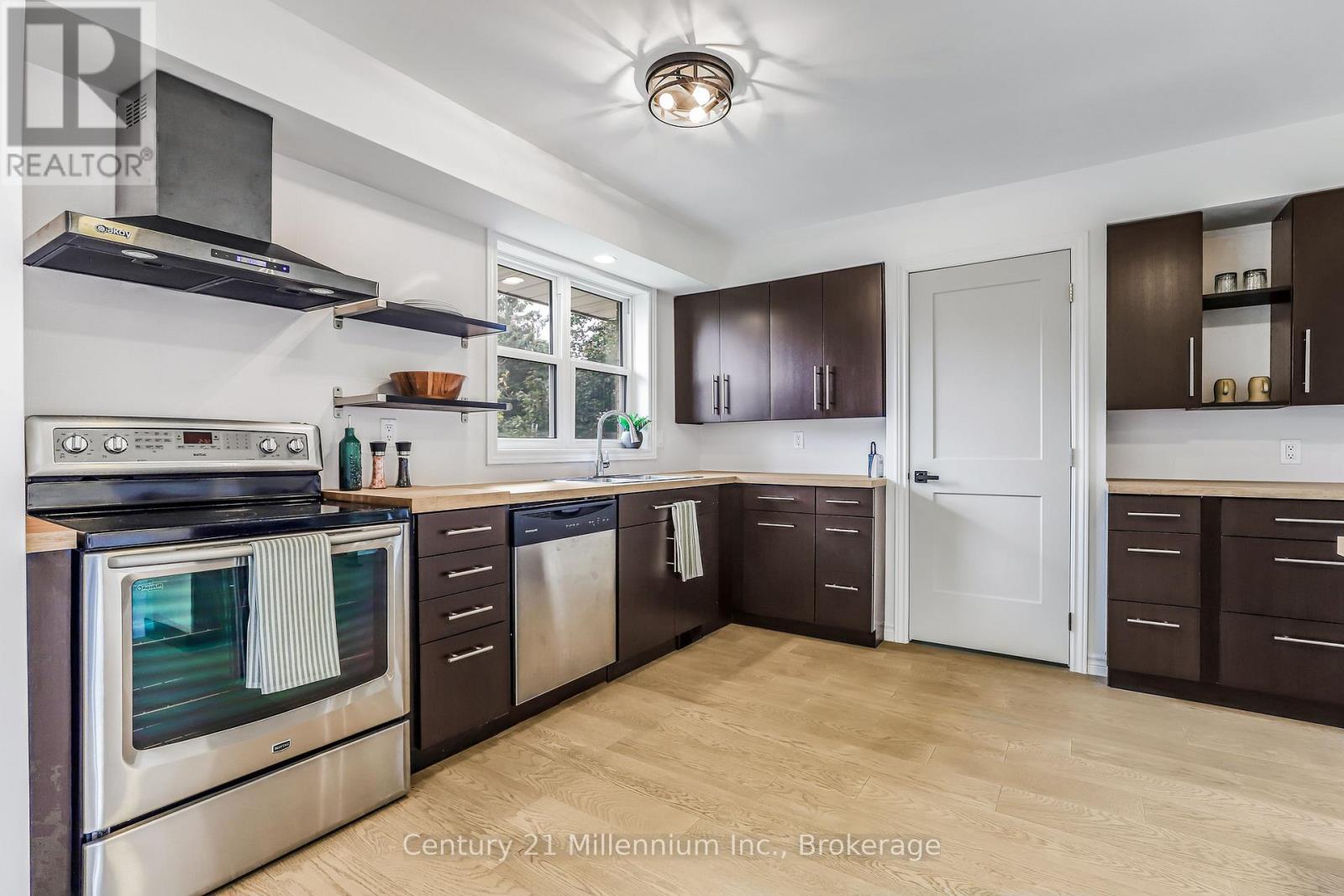 887 Nodwell Court, Saugeen Shores, Ontario  N0H 2C4 - Photo 24 - X12562660