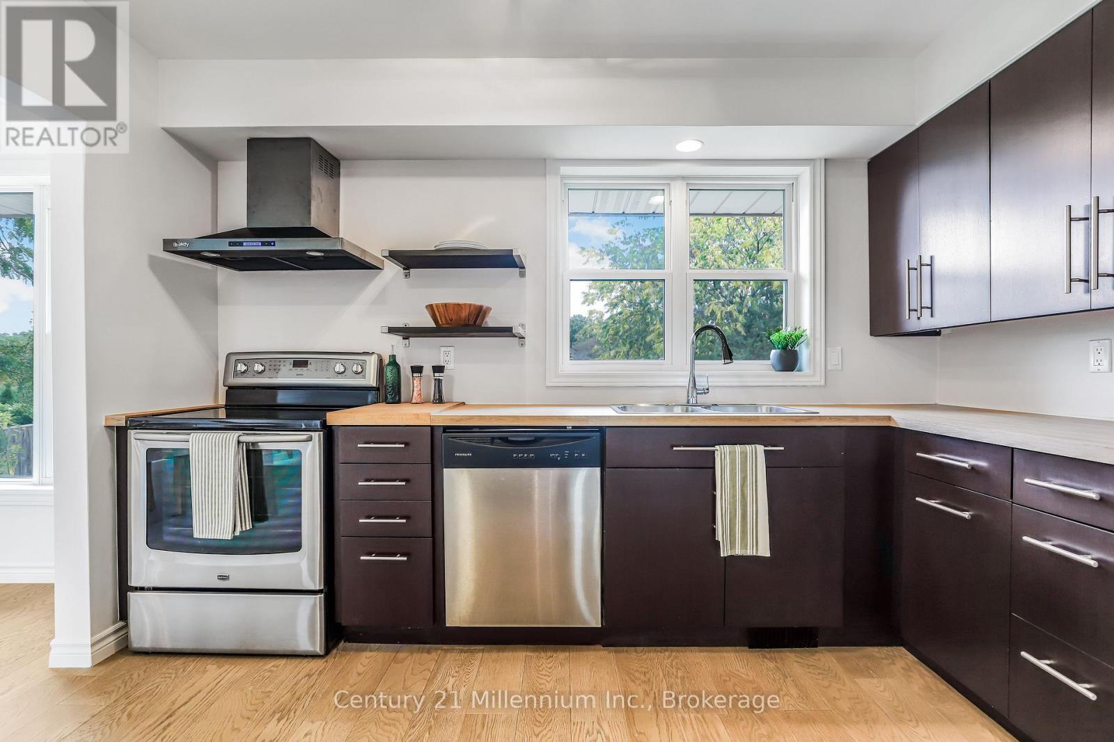 887 Nodwell Court, Saugeen Shores, Ontario  N0H 2C4 - Photo 25 - X12562660