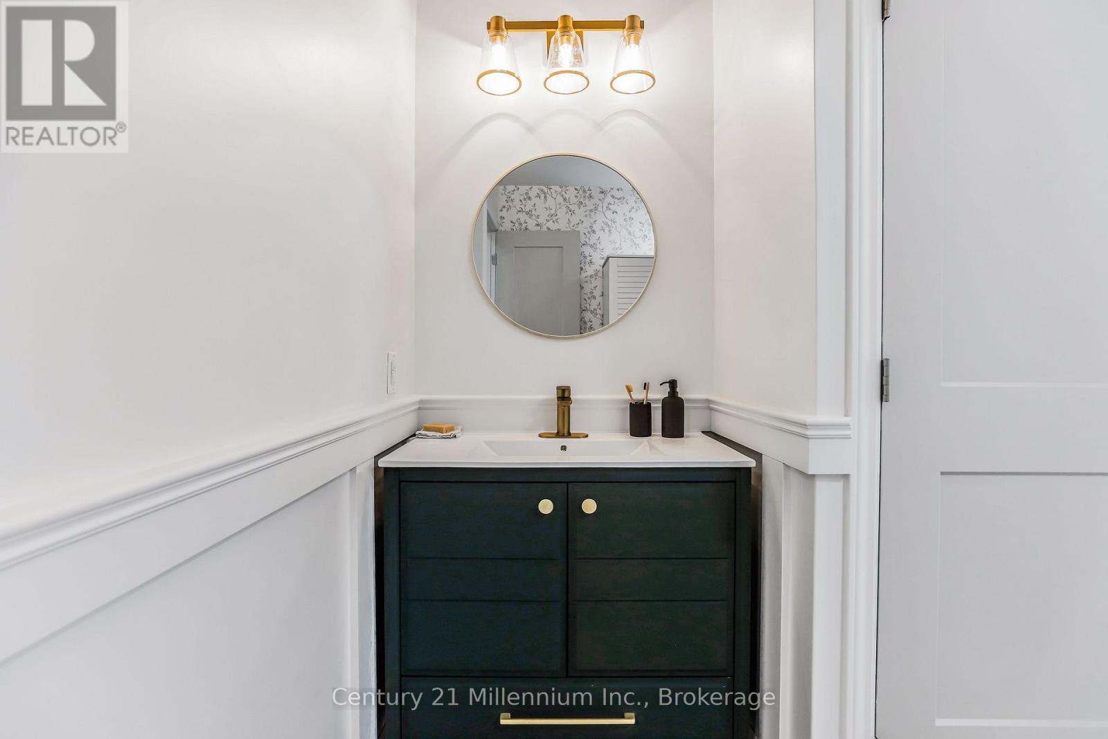 887 Nodwell Court, Saugeen Shores, Ontario  N0H 2C4 - Photo 34 - X12562660